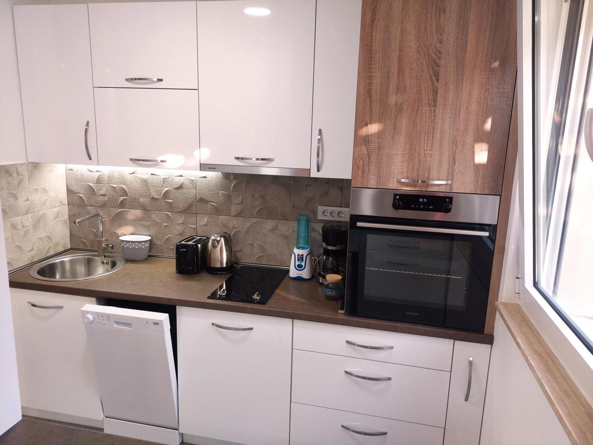 Apartments Nancy โกตอร์ ภายนอก รูปภาพ