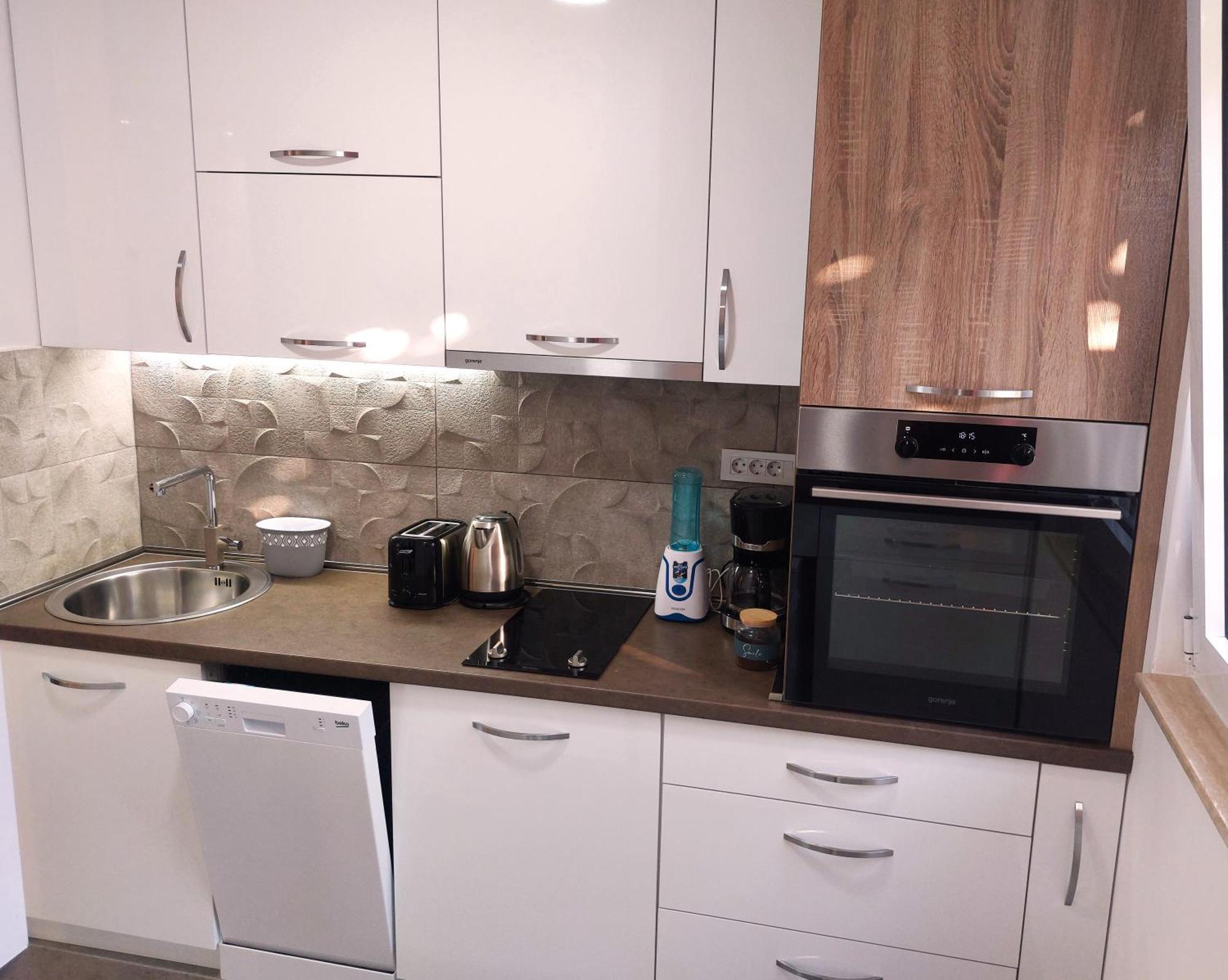 Apartments Nancy โกตอร์ ภายนอก รูปภาพ