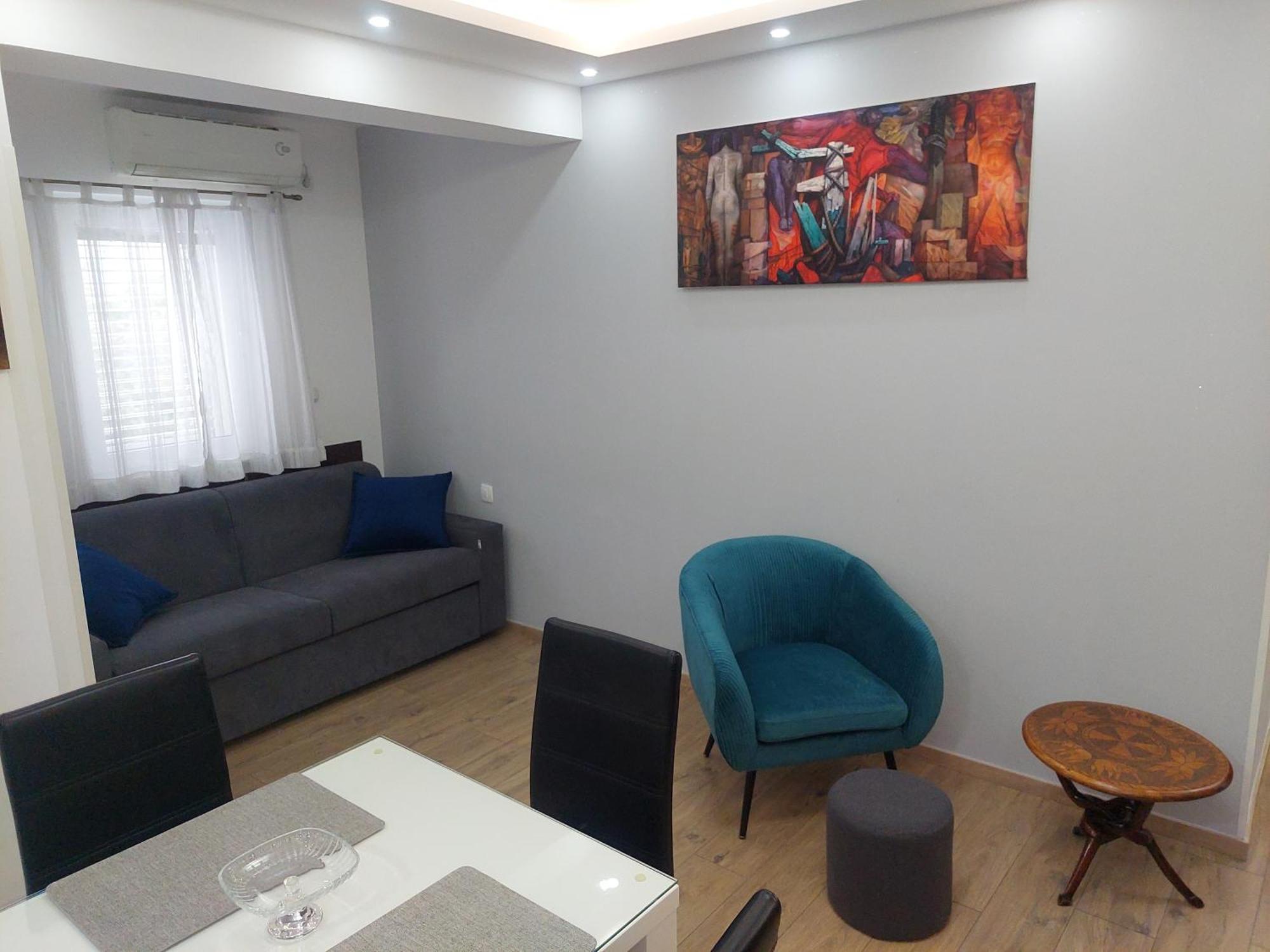 Apartments Nancy โกตอร์ ภายนอก รูปภาพ