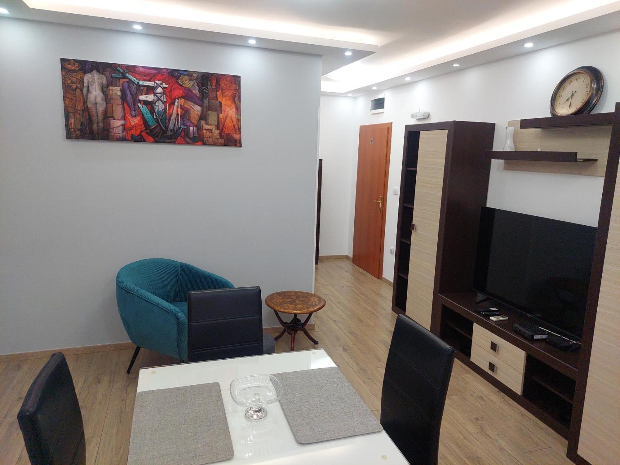 Apartments Nancy โกตอร์ ภายนอก รูปภาพ