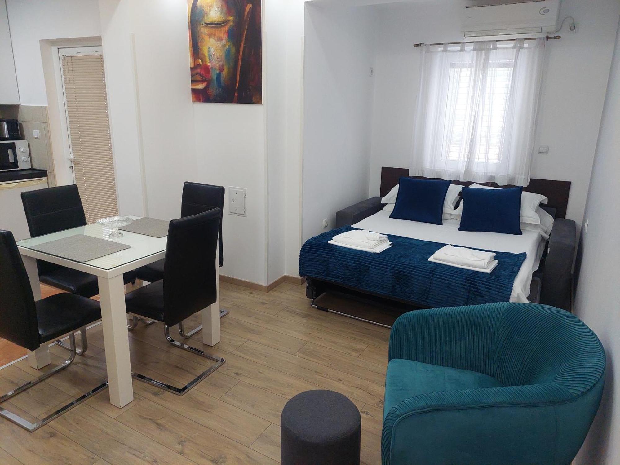 Apartments Nancy โกตอร์ ภายนอก รูปภาพ